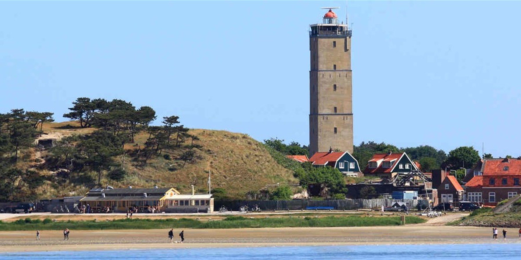 Family-friendly coastal hotel with garden